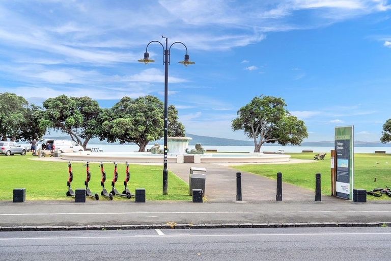 Photo of property in 4/39 Tamaki Drive, Mission Bay, Auckland, 1071