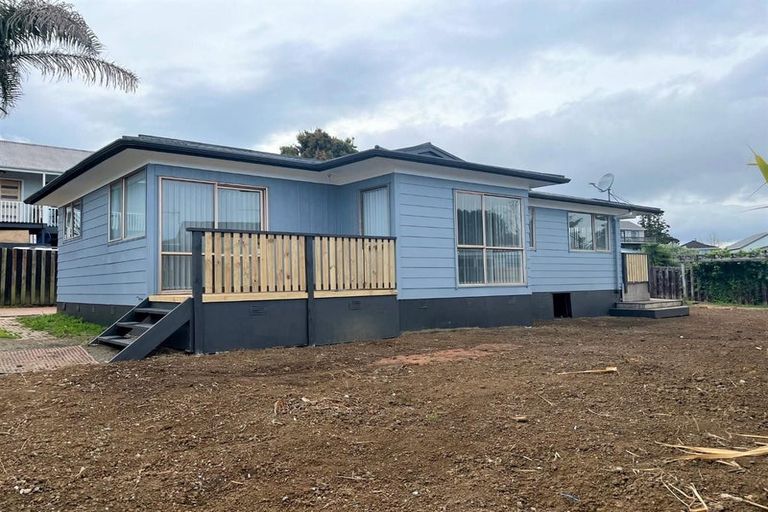 Photo of property in 4 Montego Place, Weymouth, Auckland, 2103
