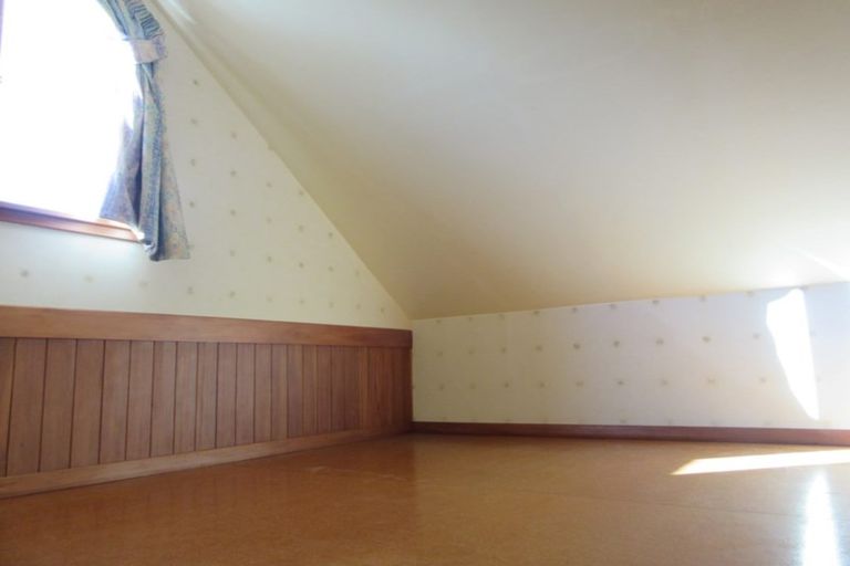 Photo of property in 21 Milton Street, Berhampore, Wellington, 6023