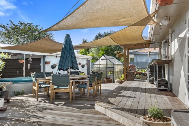 Photo of property in 56 James Foley Avenue, Pirimai, Napier, 4112