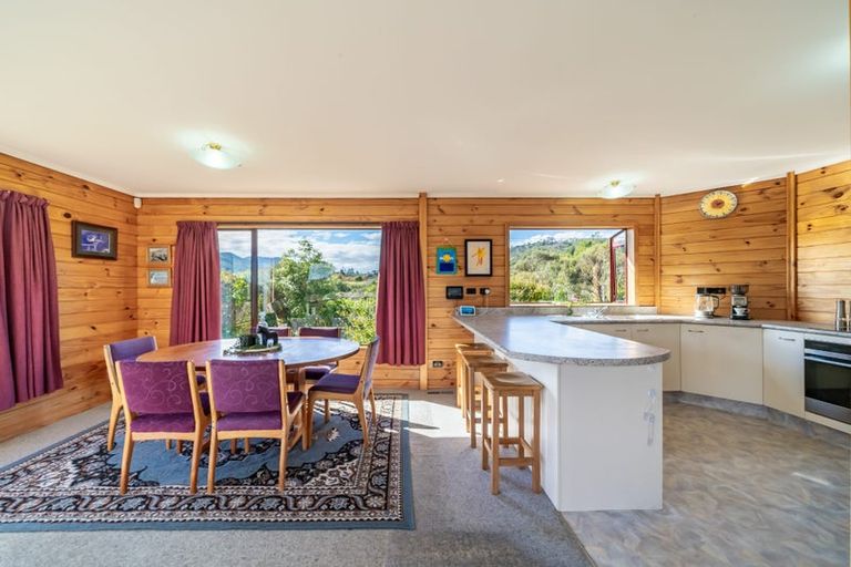 Photo of property in 49a Gillespies Road, Birchville, Upper Hutt, 5018