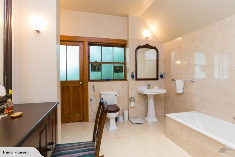 Photo of property in 22 Grosvenor Terrace, Wadestown, Wellington, 6012