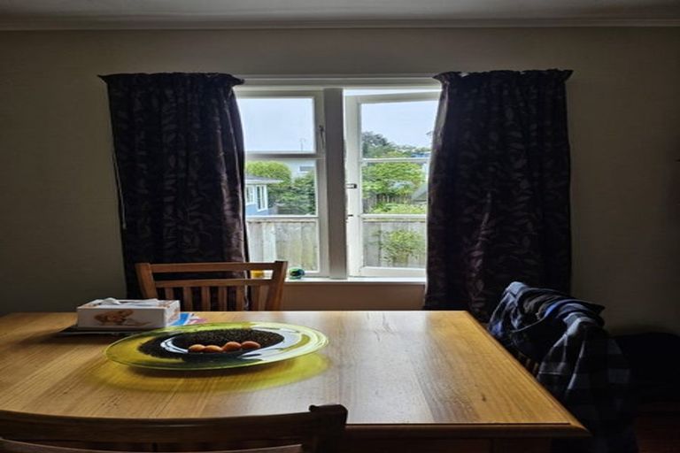 Photo of property in 43 Martin Road, Paraparaumu Beach, Paraparaumu, 5032