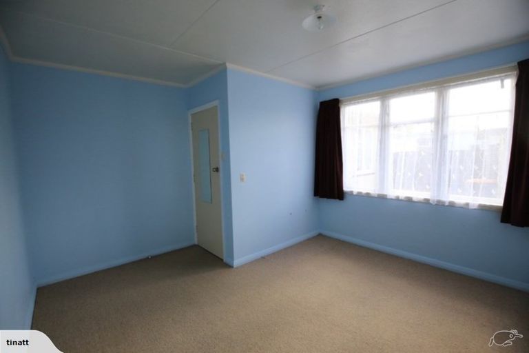 Photo of property in 15 Waterloo Crescent, Hokowhitu, Palmerston North, 4410