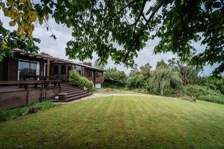 Photo of property in 10 Hillview Place, Pleasant Point, 7903