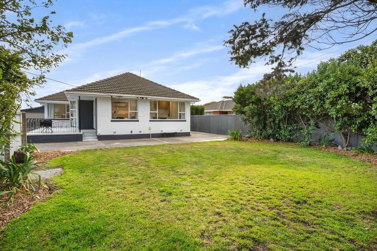 Photo of property in 16 Leverett Place, North New Brighton, Christchurch, 8083