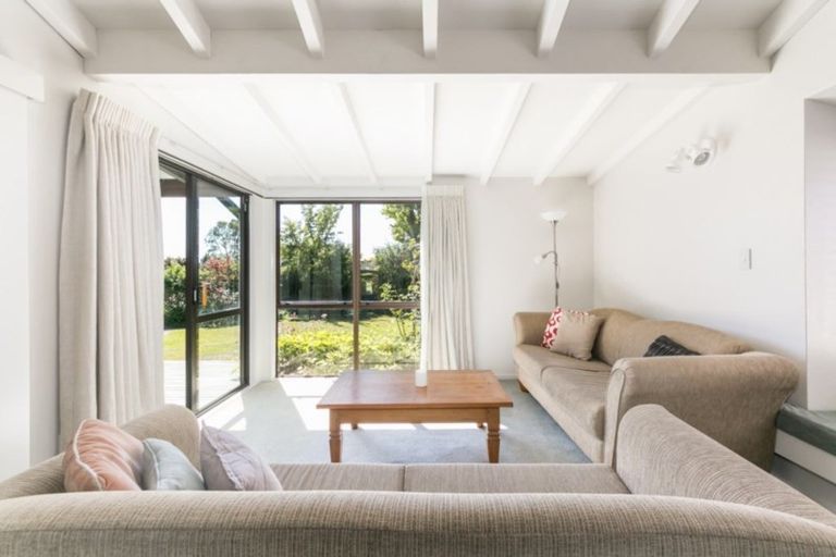 Photo of property in 38 Reeve Drive, Havelock North, 4130