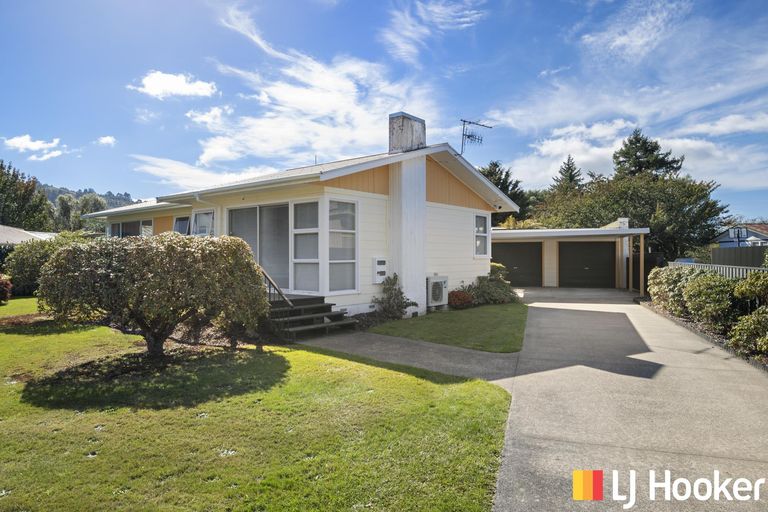 Photo of property in 19 Joanne Crescent, Pukehangi, Rotorua, 3015