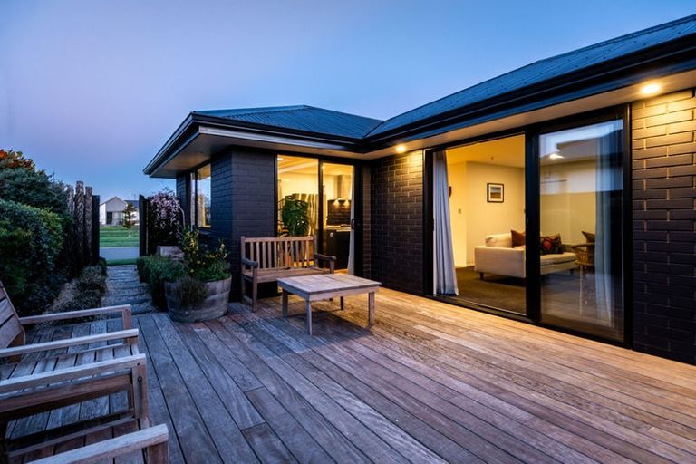 Photo of property in 18 Merino Street, Marshland, Christchurch, 8083