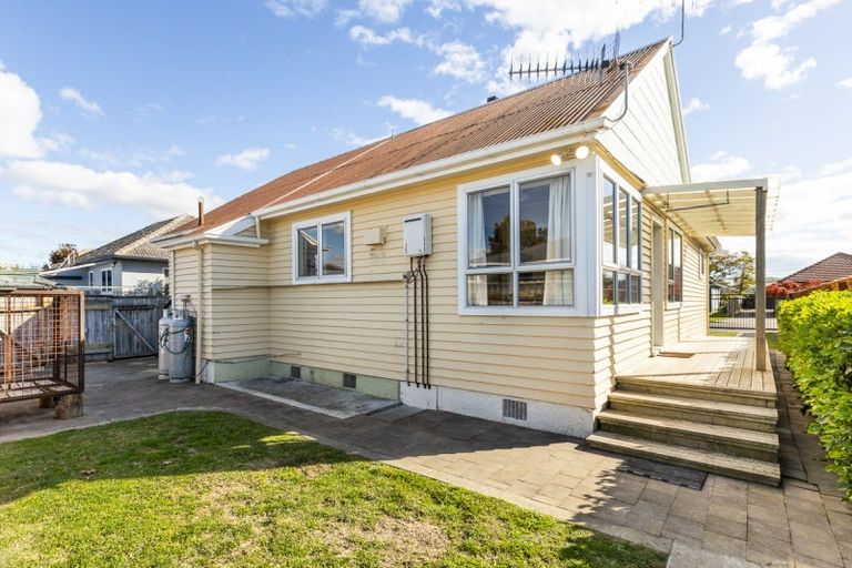 Photo of property in 8 Barton Avenue, Marewa, Napier, 4110