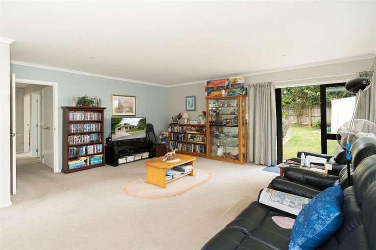 Photo of property in 38 Argyle Avenue, Levin, 5510