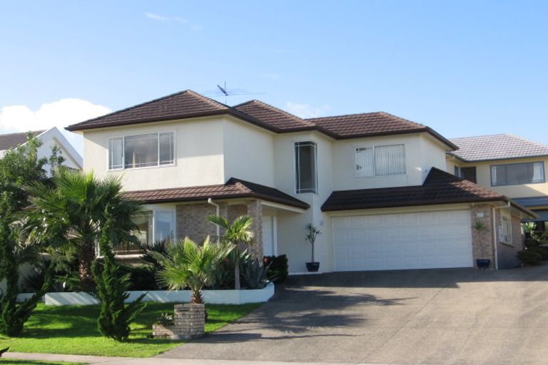 Photo of property in 18 Santa Ana Drive, Dannemora, Auckland, 2016