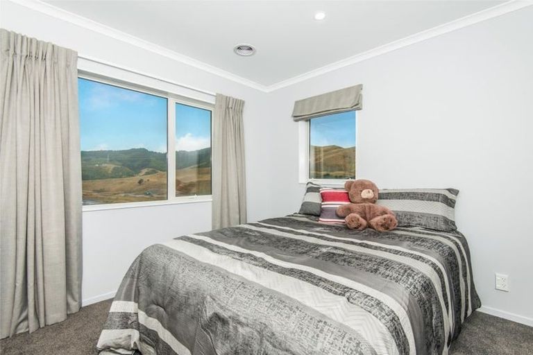 Photo of property in 3 Gatley Grove, Churton Park, Wellington, 6037