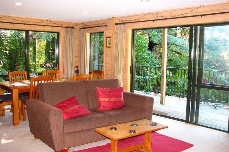 Photo of property in 5 Waihirere Drive, Tuateawa, Coromandel, 3583