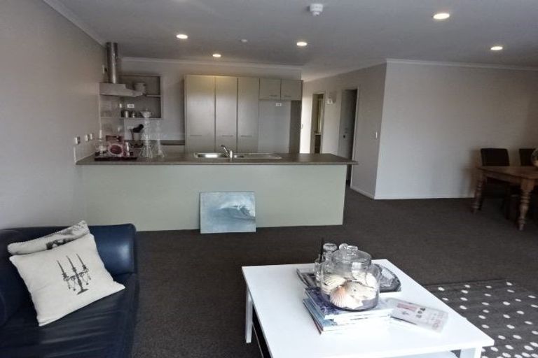 Photo of property in 340 Gulf Harbour Drive, Gulf Harbour, Whangaparaoa, 0930