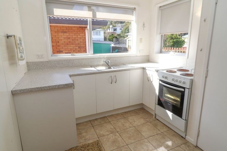 Photo of property in 100b Brunton Crescent, Thames, 3500