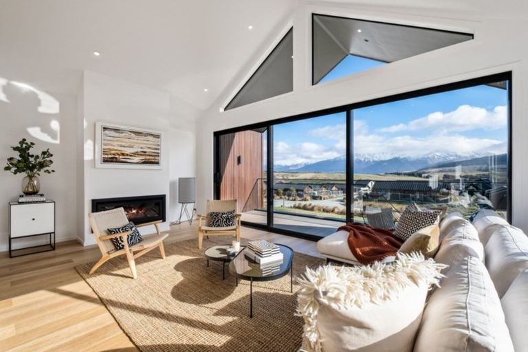 Photo of property in 3b Glenelg Lane, Jacks Point, 9371