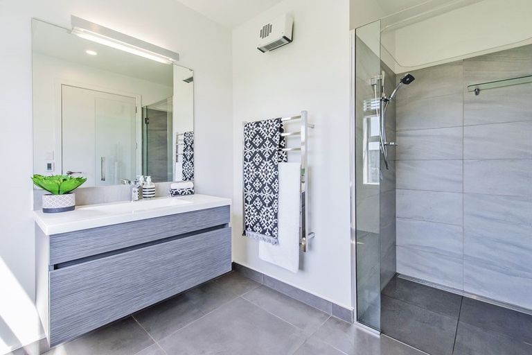 Photo of property in 6 Atap Place, Northwood, Christchurch, 8051