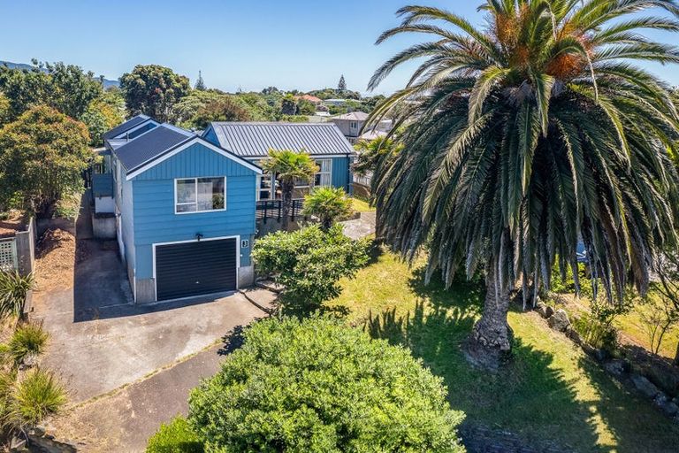 Photo of property in 3 Walton Road, Paraparaumu Beach, Paraparaumu, 5032