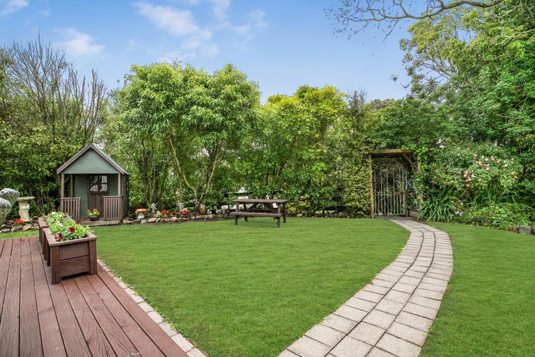 Photo of property in 619 Ararimu Road, Ararimu, Drury, 2579