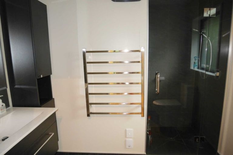 Photo of property in 29 Dover Street, St Albans, Christchurch, 8014