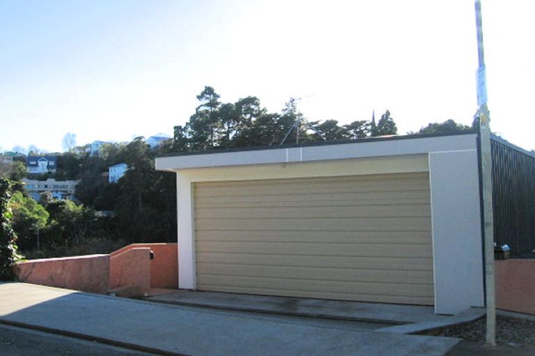 Photo of property in 1a Fitzroy Road, Bluff Hill, Napier, 4110