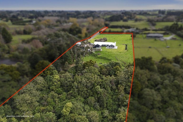 Photo of property in 172 Hendersons Line, Kelvin Grove, Palmerston North, 4470