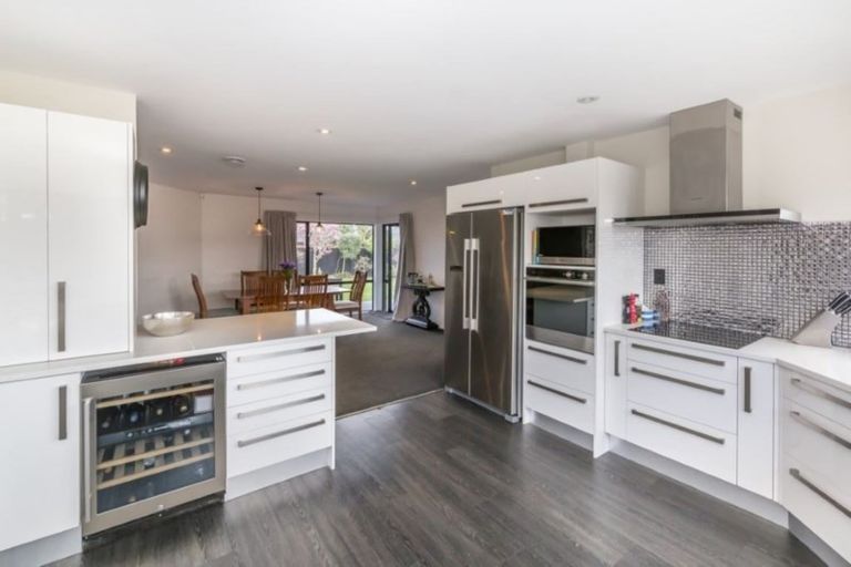 Photo of property in 3 Campion Place, Halswell, Christchurch, 8025