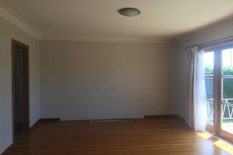 Photo of property in 189 Birkdale Road, Birkdale, Auckland, 0626
