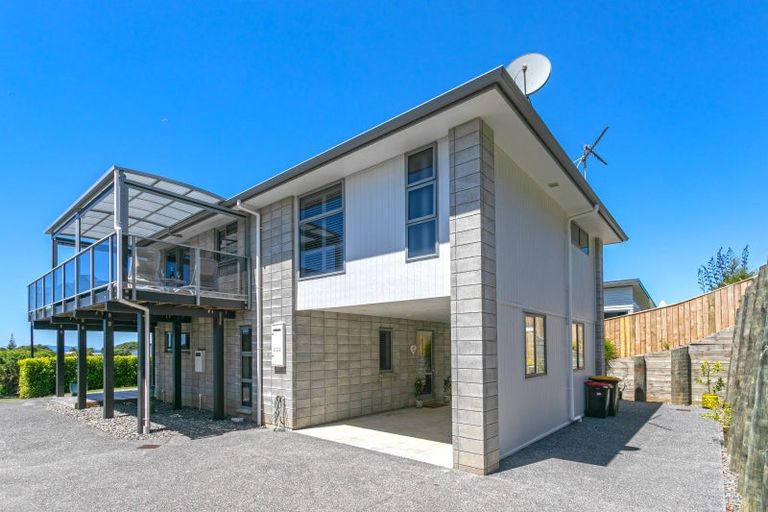 Photo of property in 18 Ross Place, Whiritoa, Whangamata, 3691