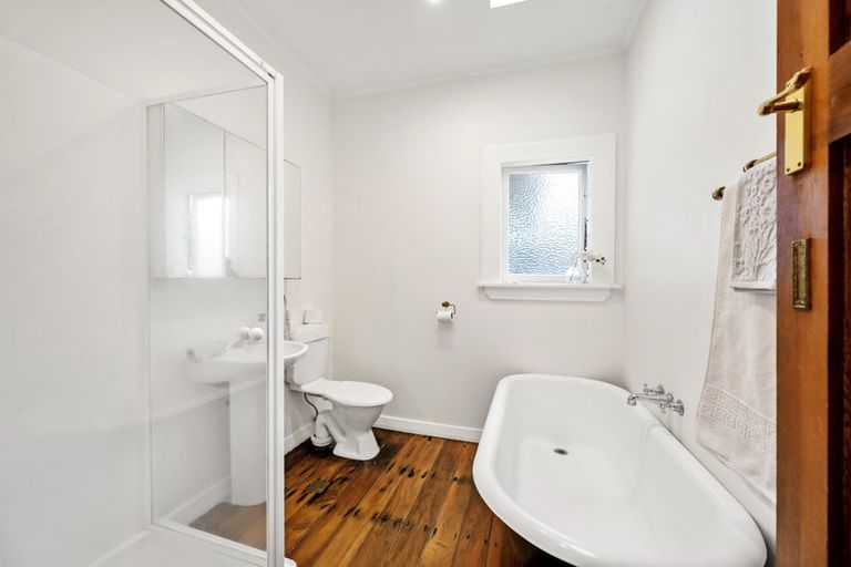 Photo of property in 7 Akatea Street, Berhampore, Wellington, 6023