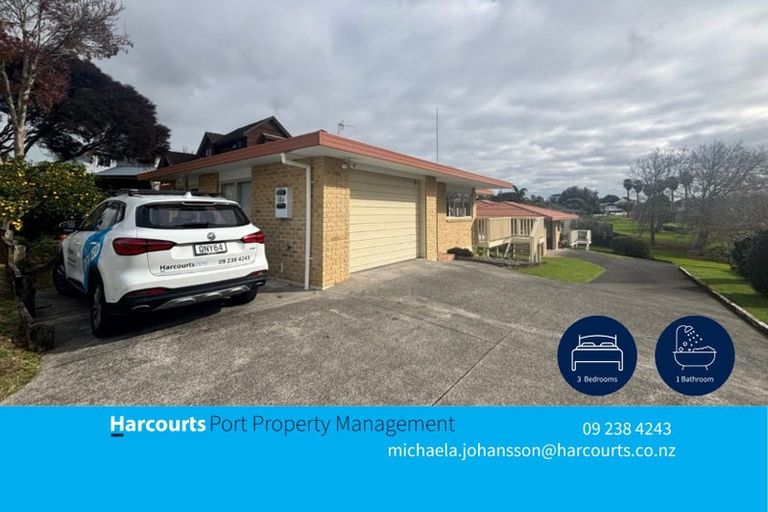 Photo of property in 58a Edgewater Parade, Waiuku, 2123