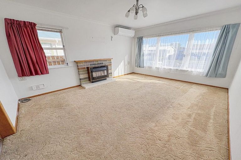 Photo of property in 42 Rugby Street, Levin, 5510