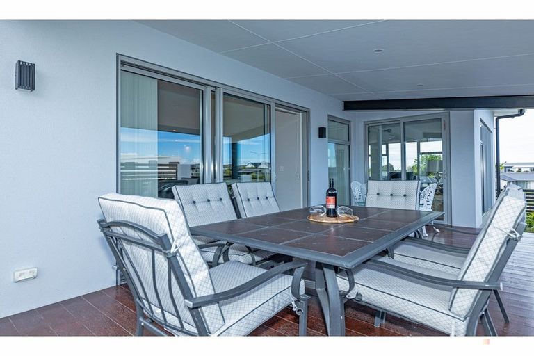 Photo of property in 28 Meadowstone Street, Gleniti, Timaru, 7910