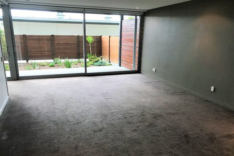 Photo of property in 102c/14 West Quay, Ahuriri, Napier, 4110