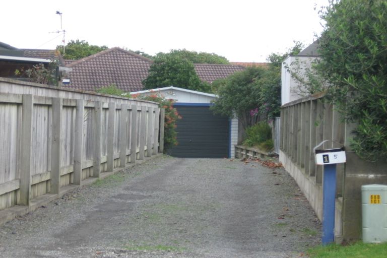 Photo of property in 15a Watson Drive, Paraparaumu Beach, Paraparaumu, 5032