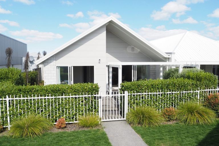 Photo of property in 19 Ashdown Way, Rolleston, 7615