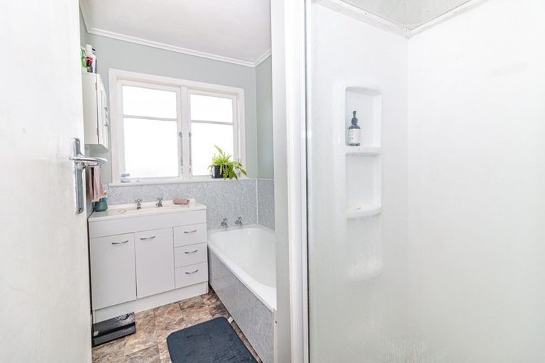 Photo of property in 11 Broadhead Avenue, Tawhero, Whanganui, 4501