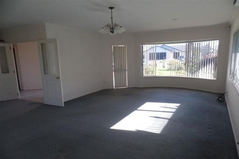 Photo of property in 5 Radisich Place, Mount Maunganui, 3116