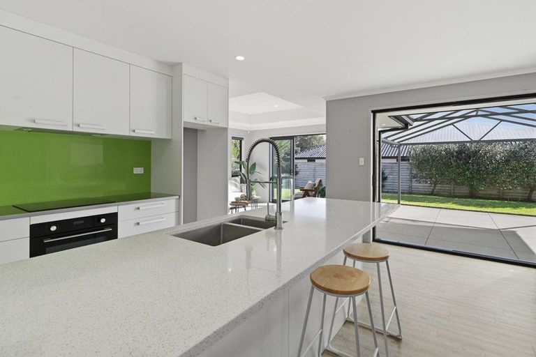 Photo of property in 8 Vantage Place, Omokoroa, 3114