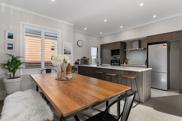 Photo of property in 83e Hobsonville Point Road, Hobsonville, Auckland, 0616