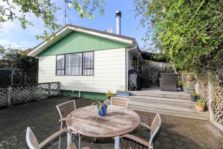 Photo of property in 42 Glamis Avenue, Bell Block, New Plymouth, 4312