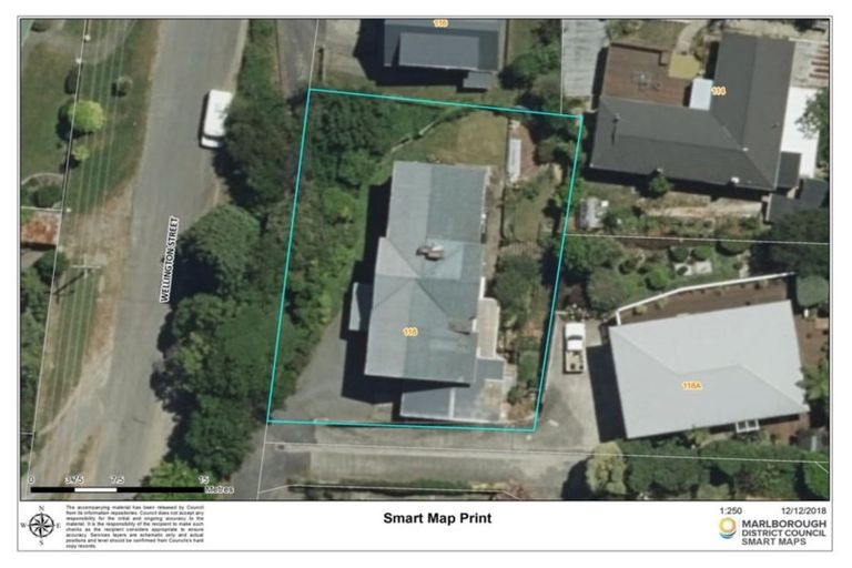 Photo of property in 118 Wellington Street, Picton, 7220