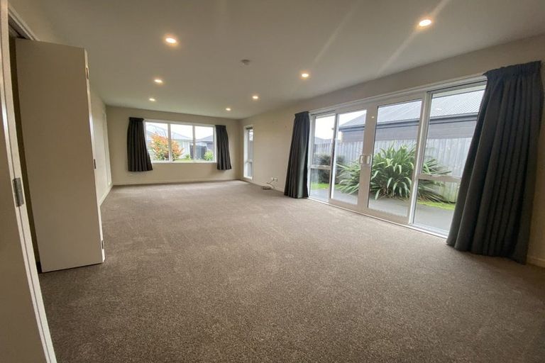 Photo of property in 8 Booth Way, Belfast, Christchurch, 8051