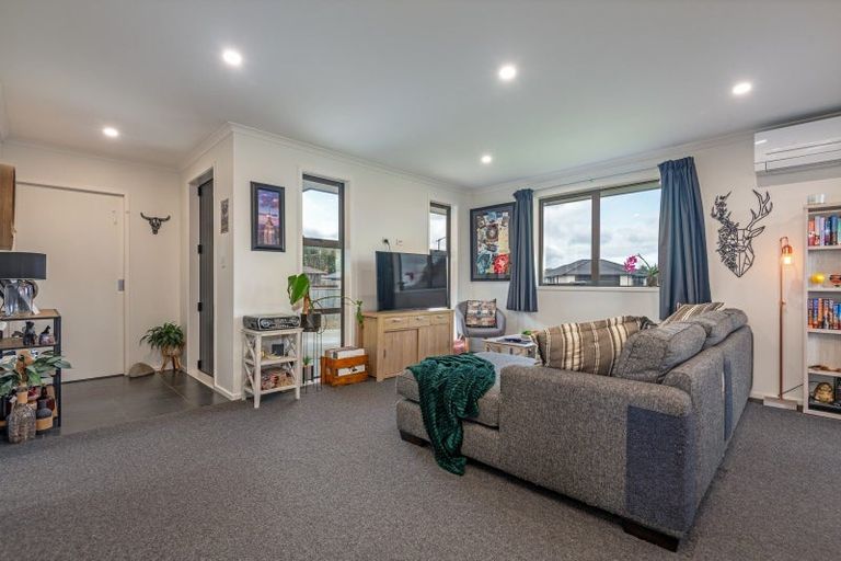 Photo of property in 27 Oldfield Lane, Marton, 4710