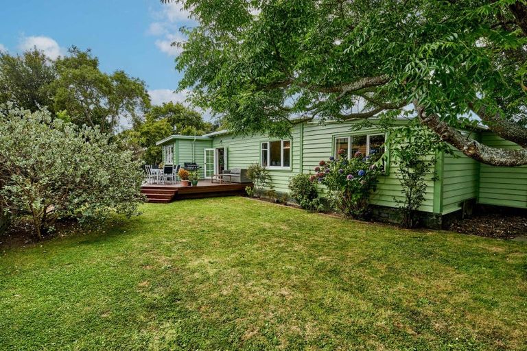 Photo of property in 5 Mason Street, Moera, Lower Hutt, 5010
