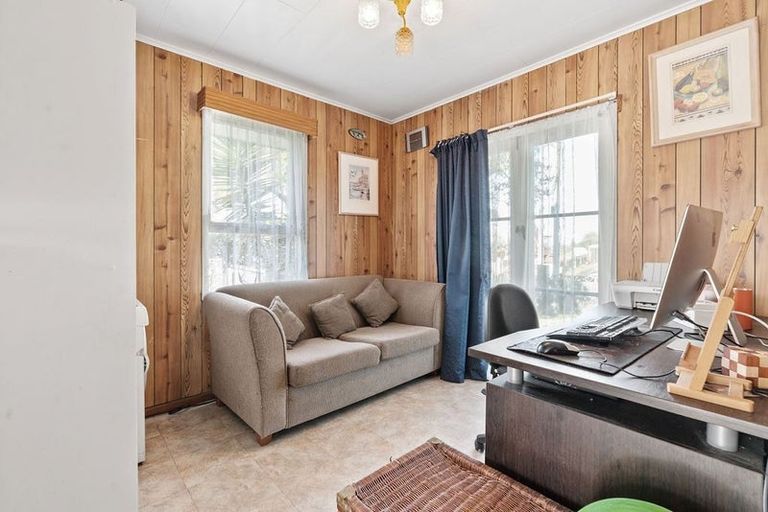 Photo of property in 13 Wroughton Crescent, Otara, Auckland, 2023