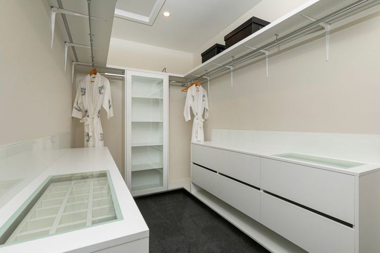 Photo of property in 31 James Paige Lane, Riverhead, 0793