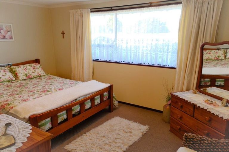 Photo of property in 27 Royal Crescent, Saint Kilda, Dunedin, 9012