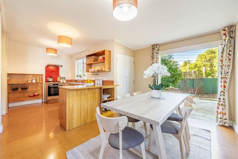 Photo of property in 1/14 Pohutukawa Street, Woburn, Lower Hutt, 5010